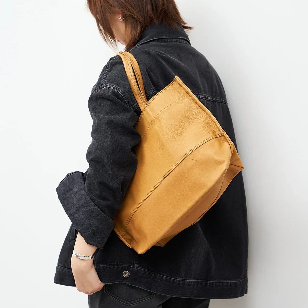 Tote Bags by REN – Minimalist & Versatile Designs for Daily Use