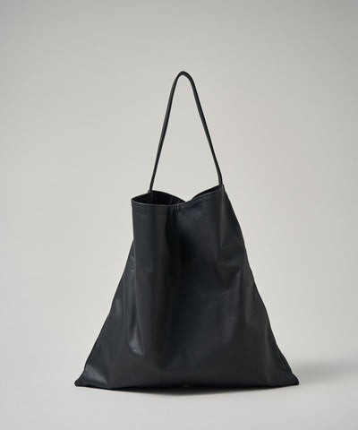 #11/ Basic square L (black) / goatskin