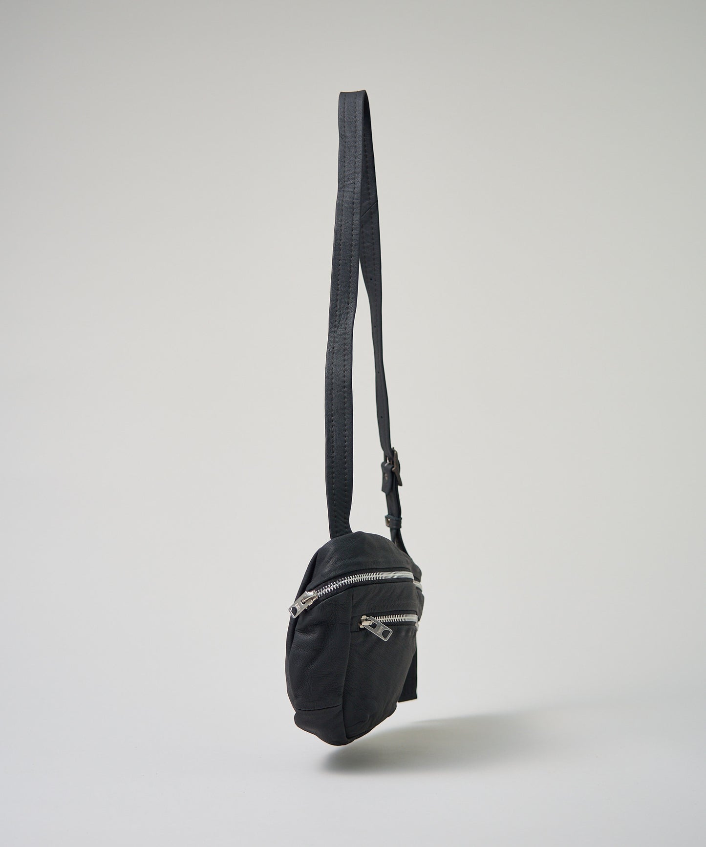 #11/ Round sling bag (black) / goatskin "BARE"