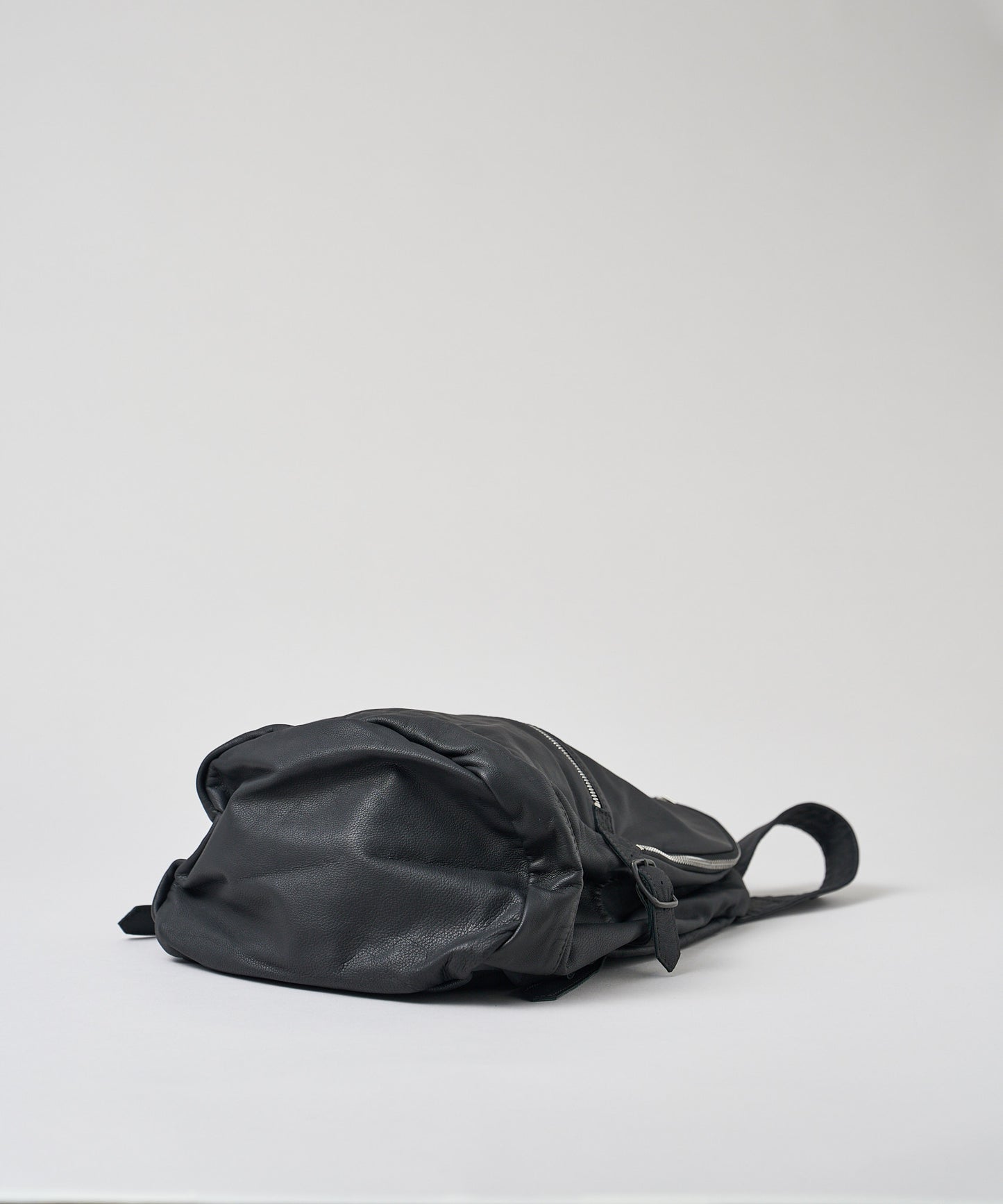 #11/ Daily backpack (black) / goatskin "BARE"