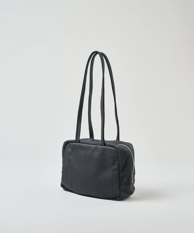 Slouchy Box Bag S(黑色)/ 山羊皮“BARE”