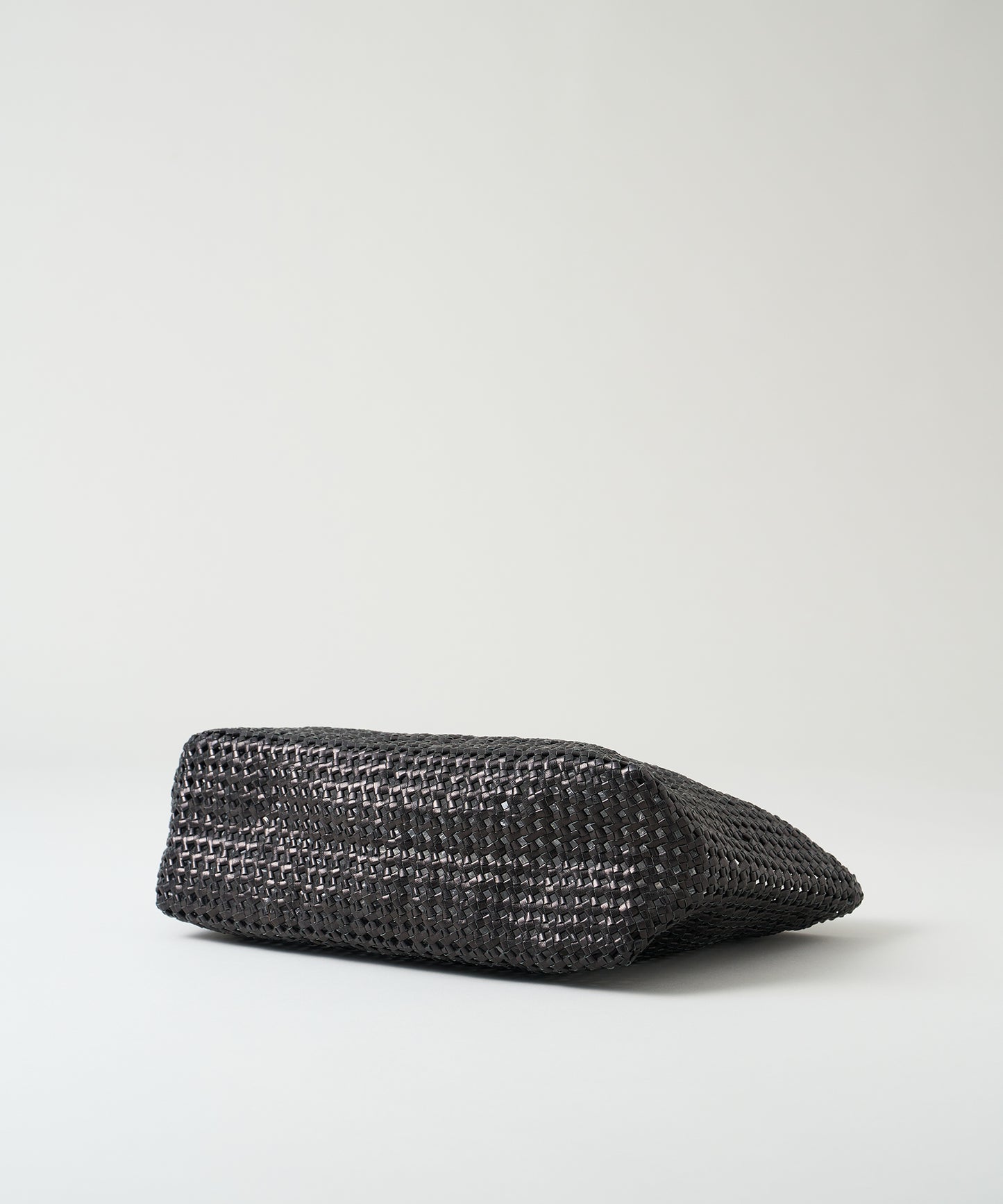 #16/ Basket tote bag M (black) / goatskin "GOAT MESH "