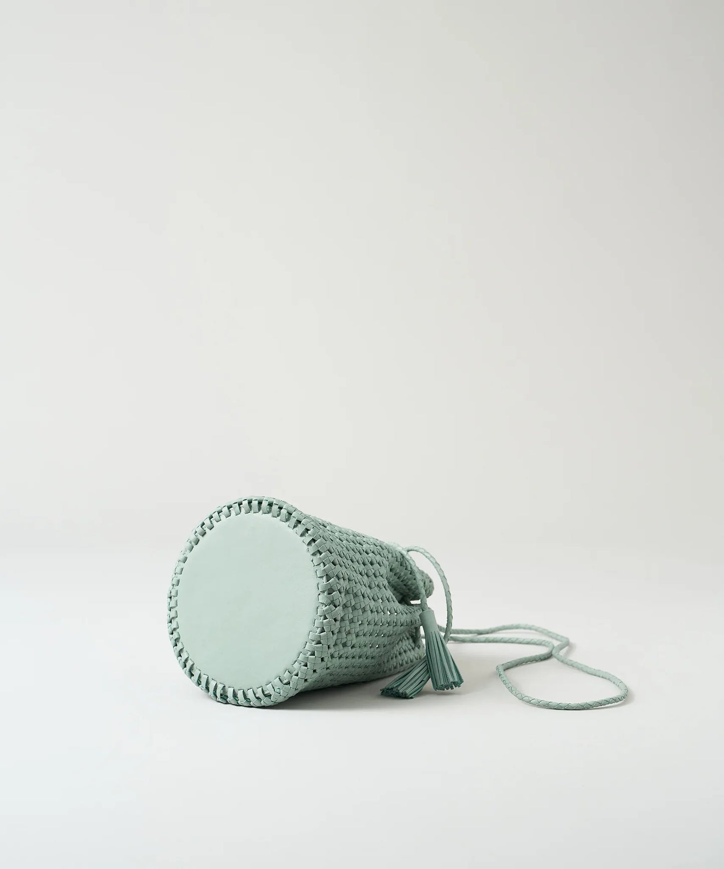 Tassel bottle shoulder (sage green) / goatskin "GOAT MESH" - REN WEB SHOP