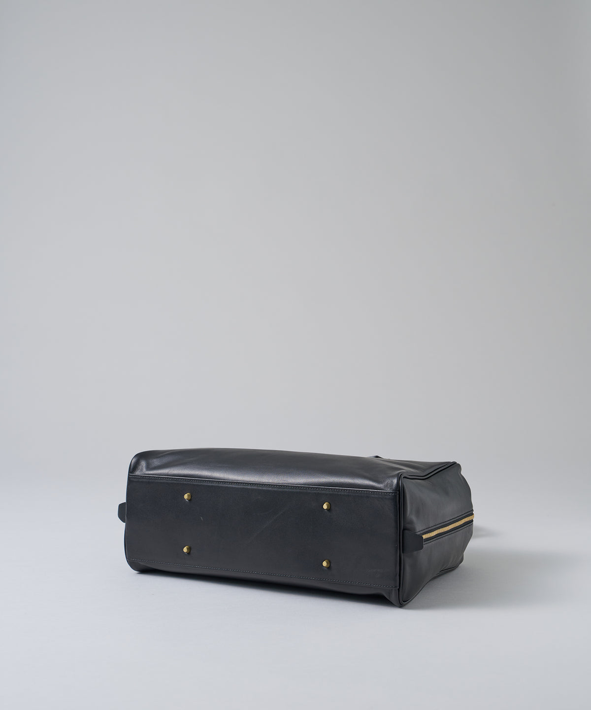 《Limited 5%》Contour Boston M - Black / cowhide Aperto