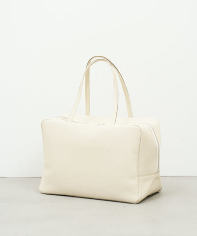 Square Duffel M - Ivory / cowhide Valencia