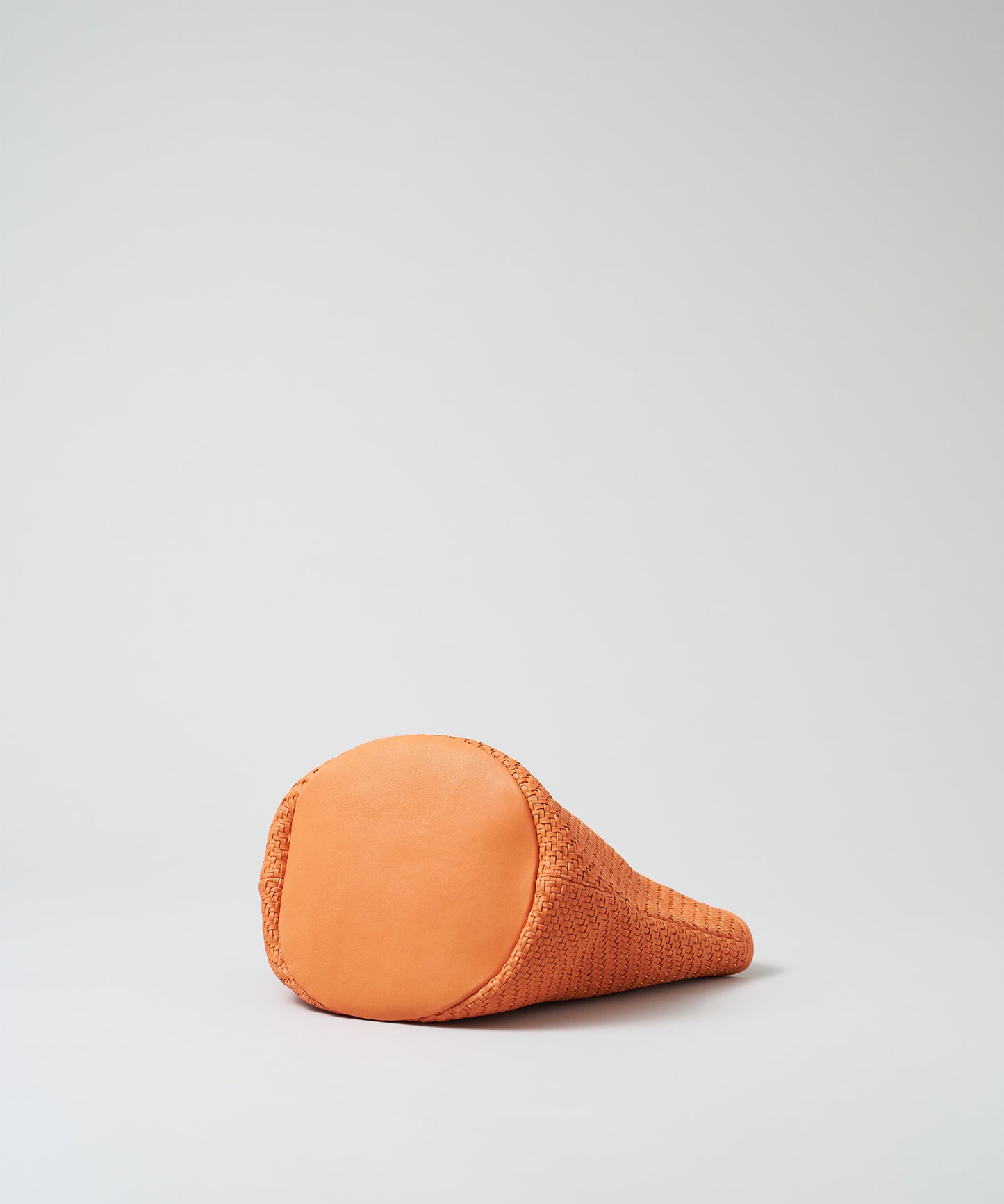 Basket - orange / sheepskin Sheep mesh