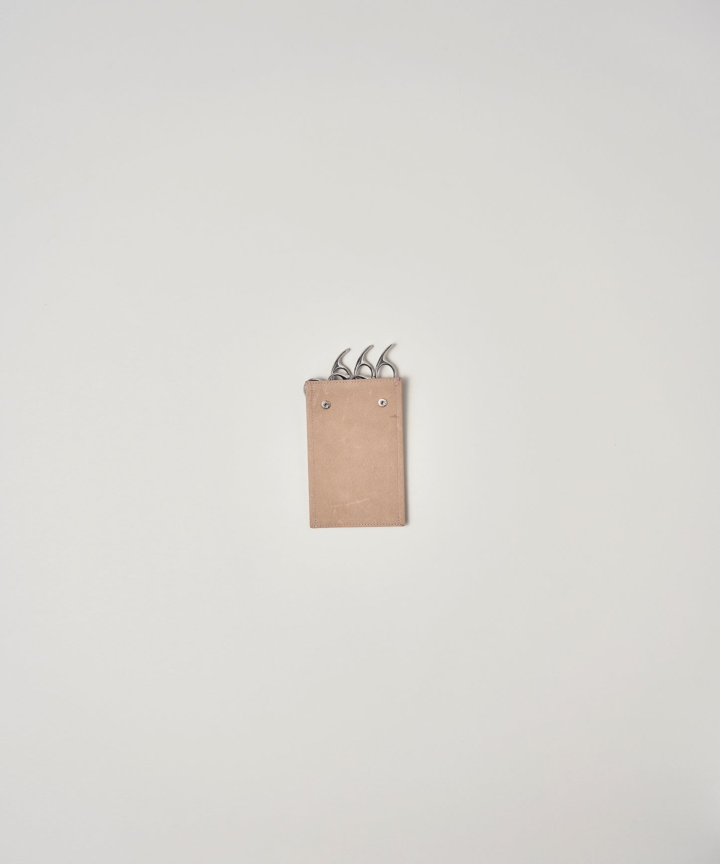 #30 / 剪刀袋・香烟 / 猪皮“HALLIE”