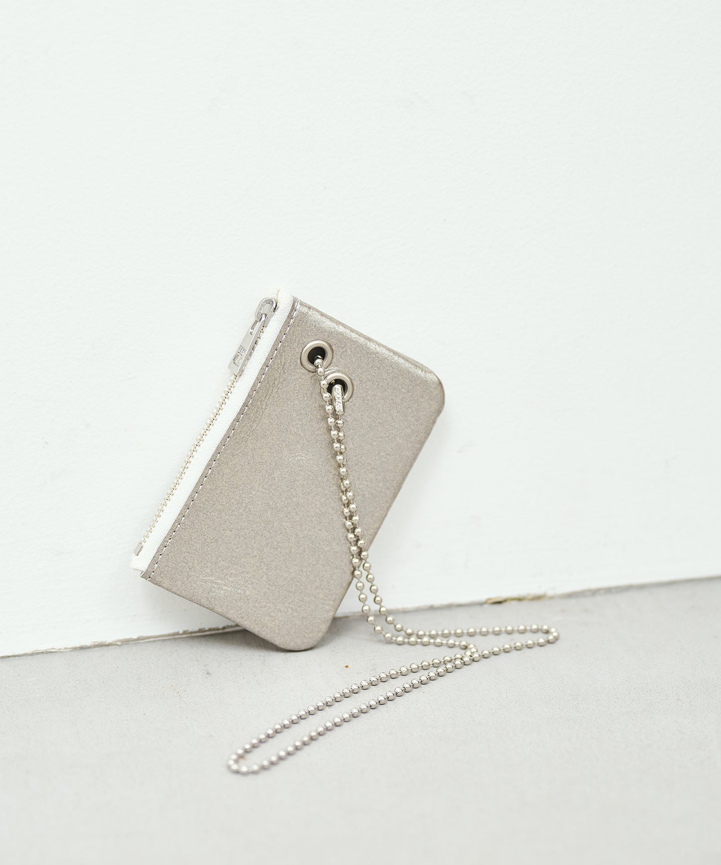 #36/藏前小包(银色)/猪皮“LUSTRA”