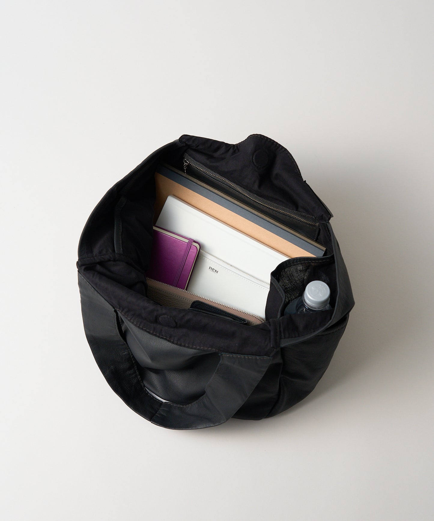 #11/ 南瓜袋(深棕色)/山羊皮“BARE”