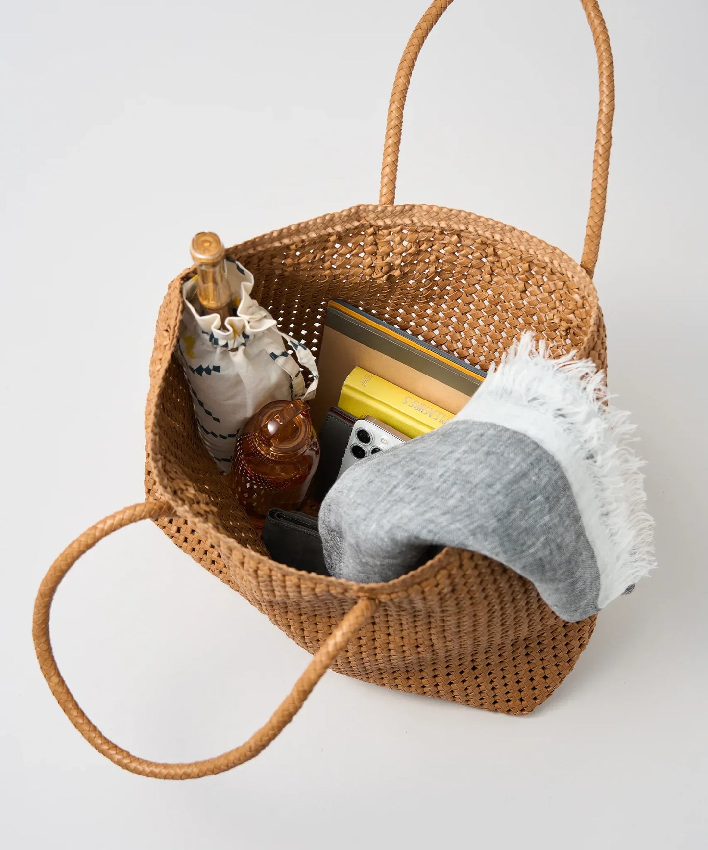 Basket tote bag L (camel) / goatskin "GOAT MESH " - REN WEB SHOP