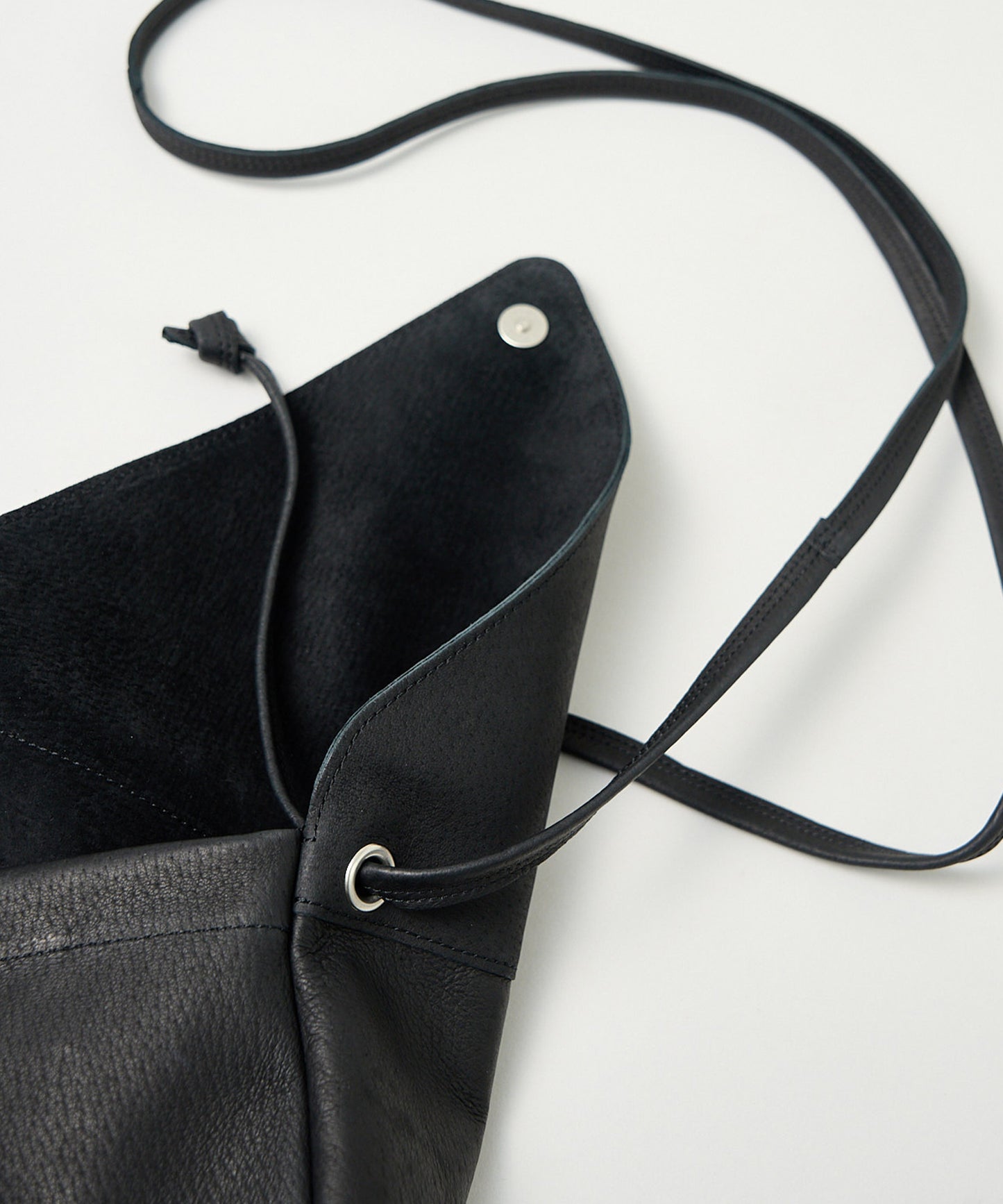 #30/ 三角襟翼 (牡丹紫) / 猪皮“HALLIE”