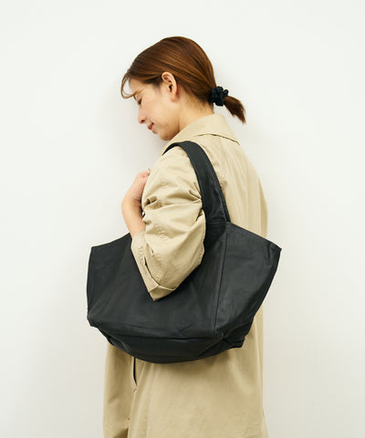 #11《Limited 20%》Dachs tote bag M (black) / goatskin