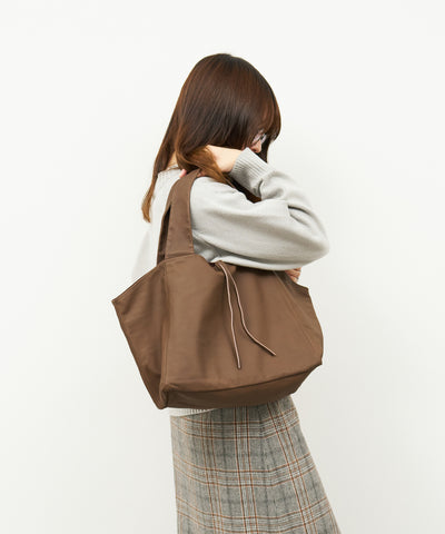 #11/ Dachs 托特包 M (深棕色) / 山羊皮