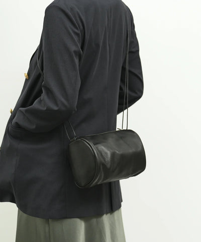 Canister shoulder bag / goatskin Still
