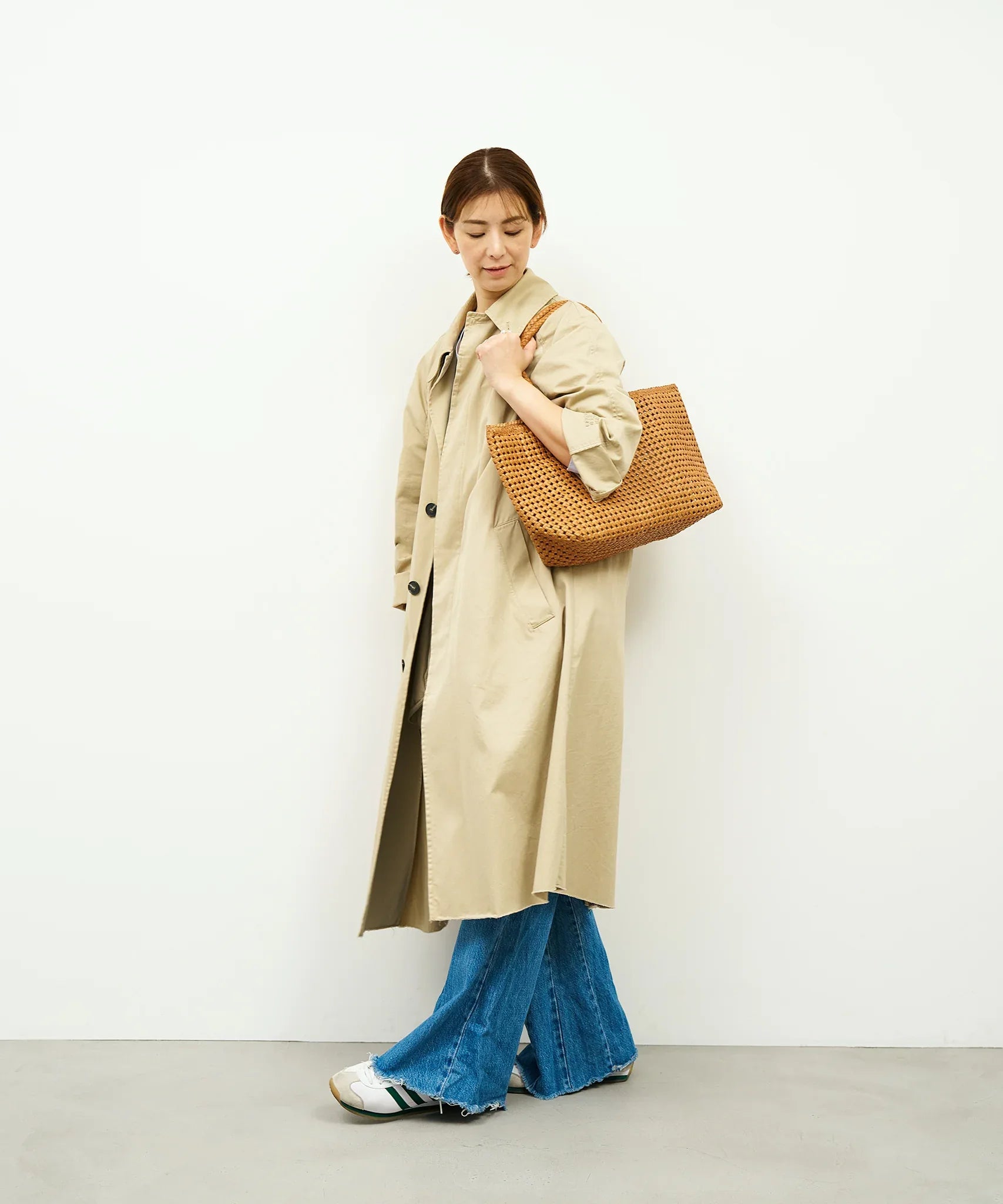 Basket tote bag M (camel) / goatskin