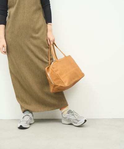 #30 / 方形行李袋 M / 豬皮“HALLIE”