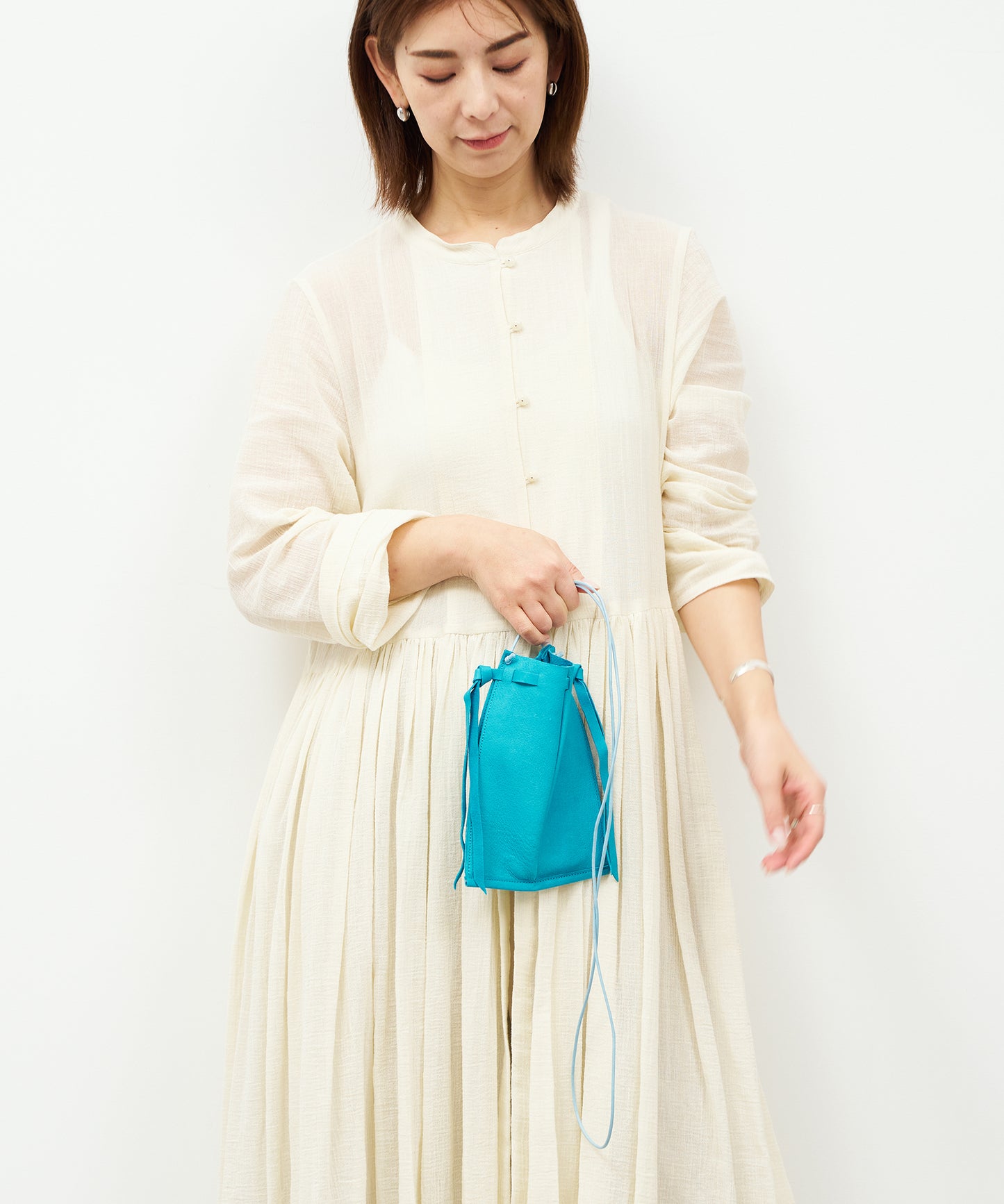 #30《SALE 30%》Medicine pochette (turquoise) / Pigskin "HALLIE"