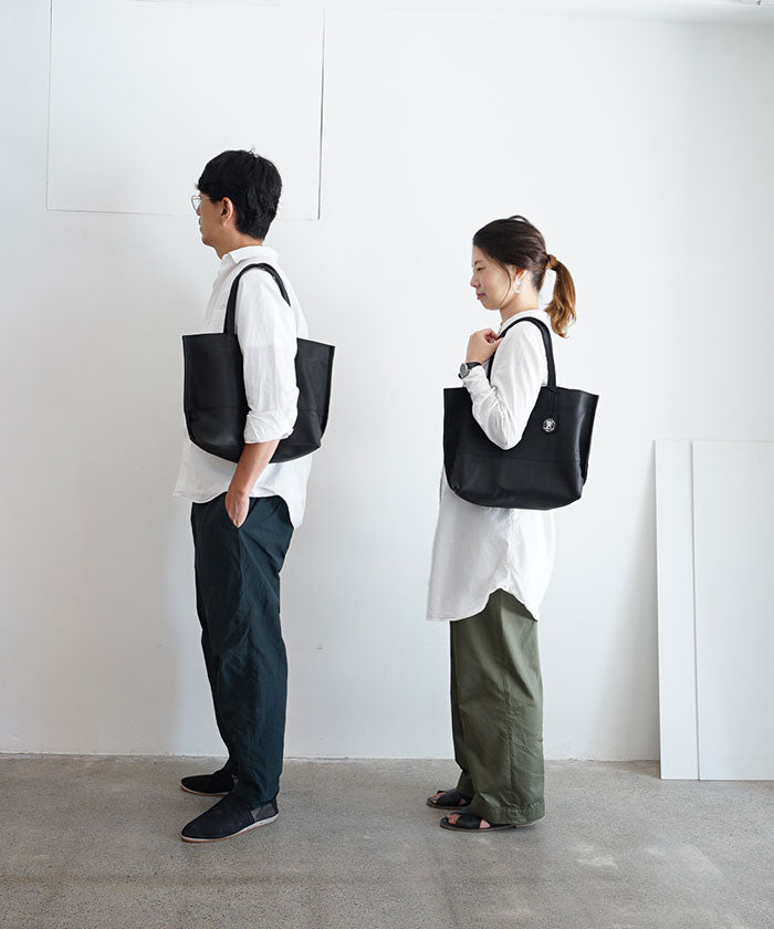 EOS / #52 / 寬版托特包 M / 牛皮“VALENCIA”