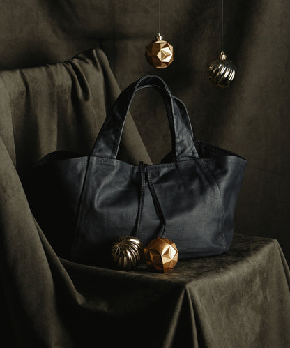 #11/ Dachs 手提包 S（黑色）/ 山羊皮“BARE”