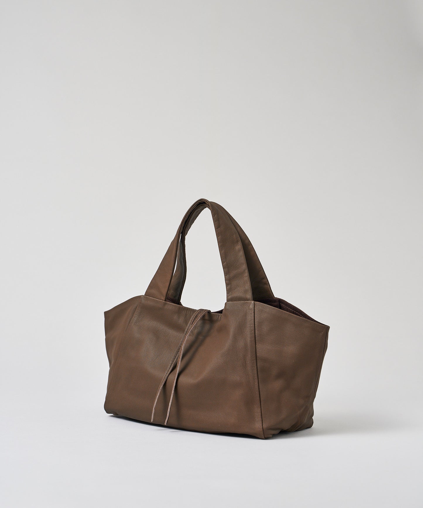 #11 / Dachs tote bag S (dark brown) / goatskin "BARE"