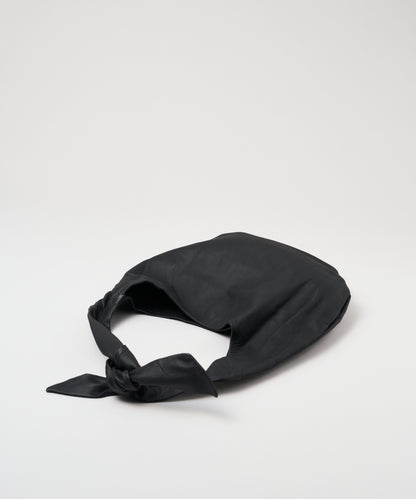 #11/ 圆肩分离（黑色）/ 山羊皮“BARE” 