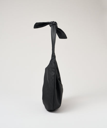 #11/ 圆肩分离（黑色）/ 山羊皮“BARE” 