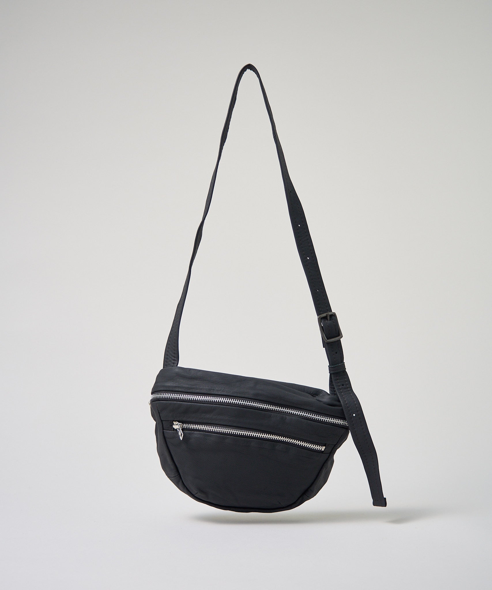 REN / Tokyo】Goat Leather Crossbody Bag | Soft Contoured Design with Zipper  Closure - 日本皮包 包包 – REN WEB SHOP