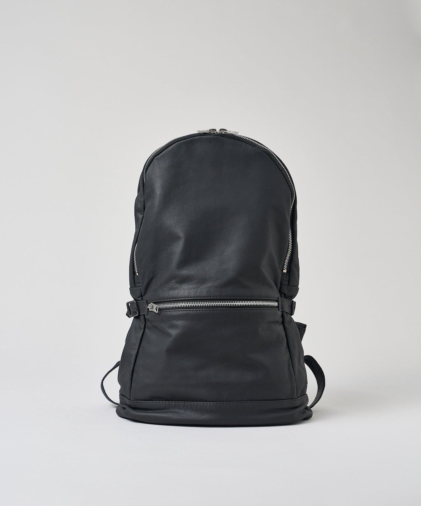 #11 / Daily backpack mid (black) / goatskin "BARE"