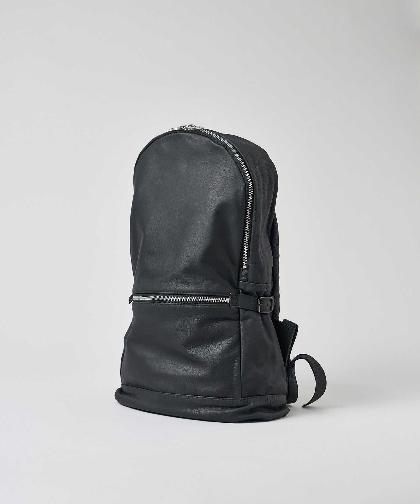 #11 / Daily backpack mid (black) / goatskin "BARE"