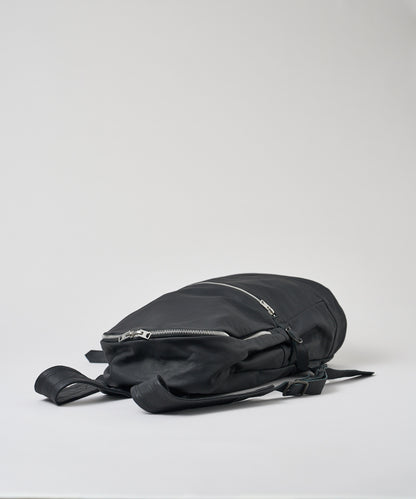 #11 / Daily backpack mid (black) / goatskin "BARE"