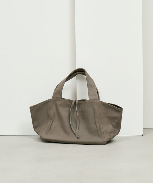 Dachs tote bag S - Greige / goatskin Bare