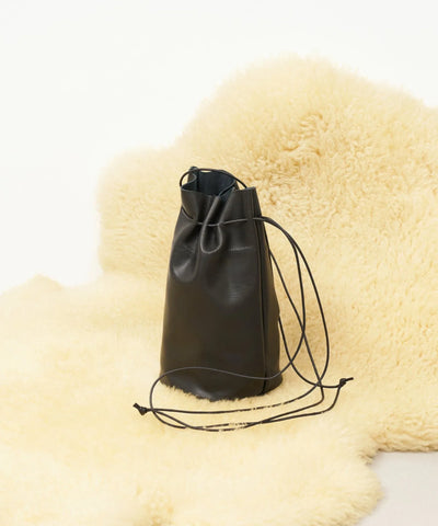 Canister bottle / goatskin Still