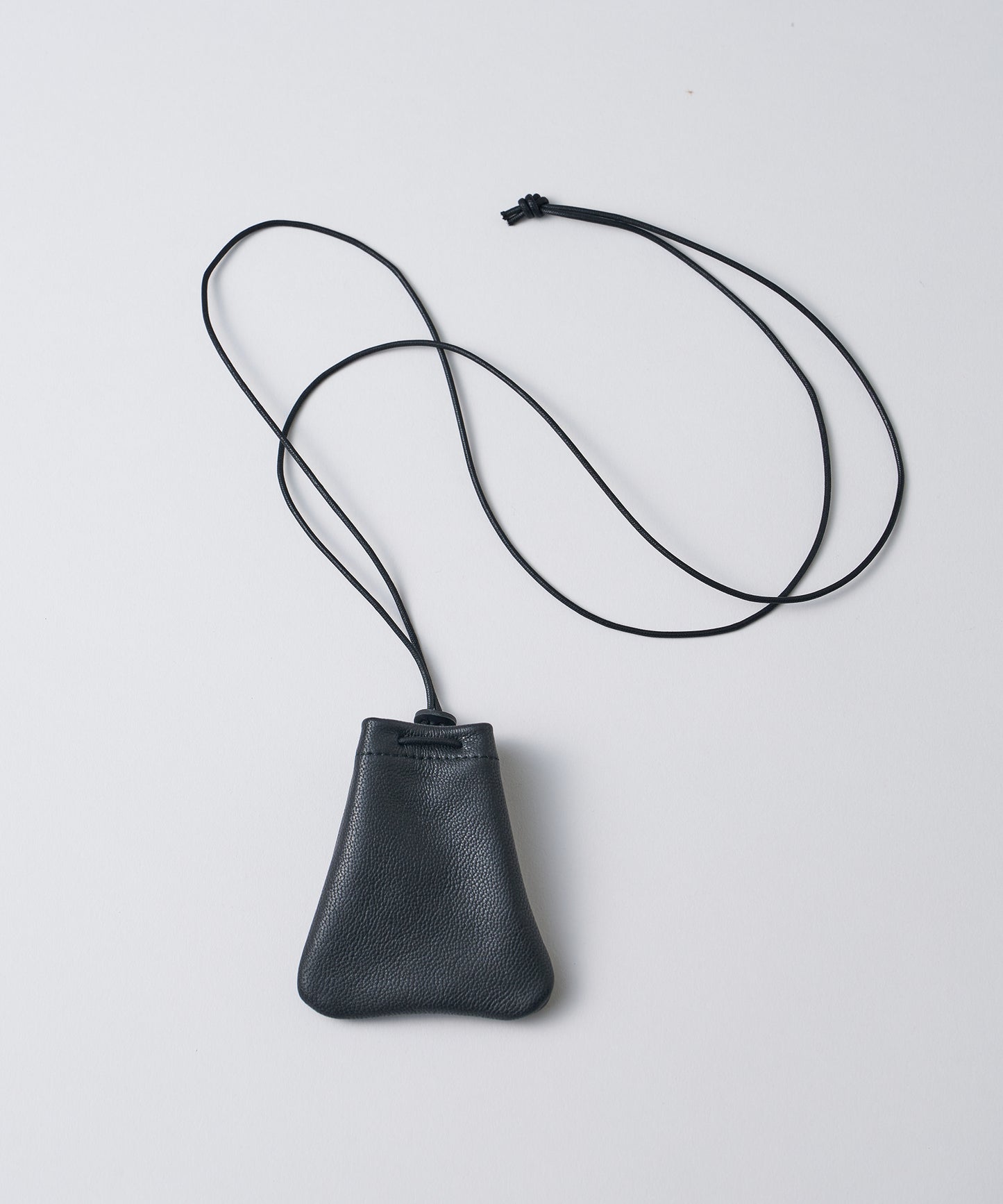 Amulet Pouch (black) / goatskin "STILL"