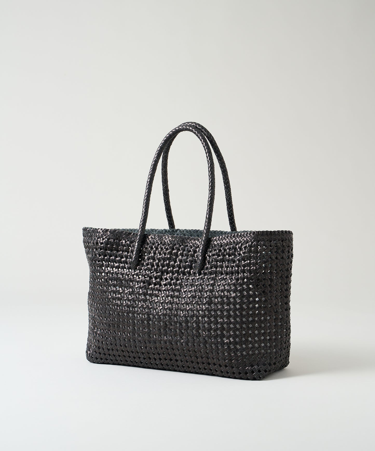 #16/ Basket tote bag M (black) / goatskin "GOAT MESH "