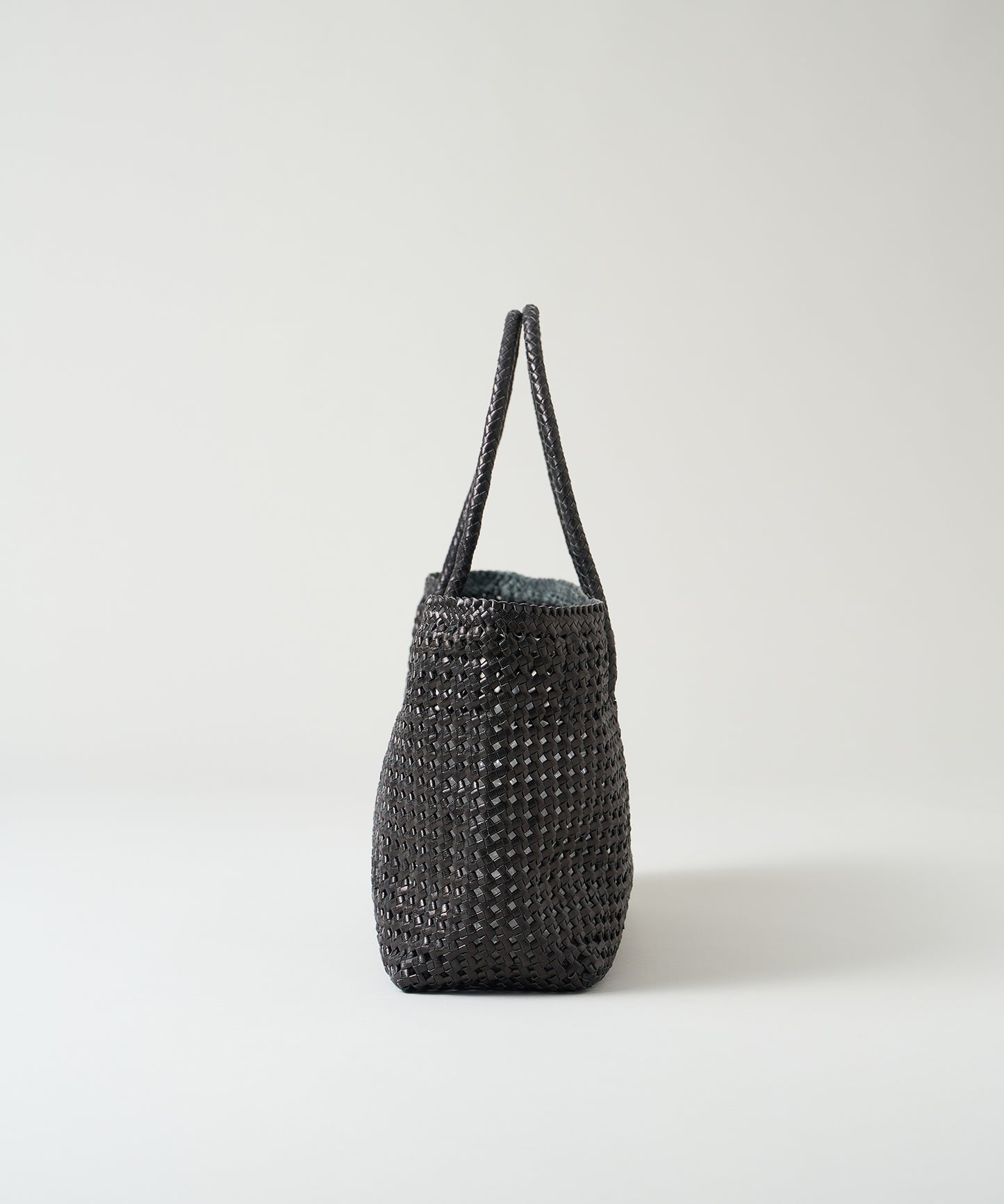 #16/ Basket tote bag M (black) / goatskin "GOAT MESH "