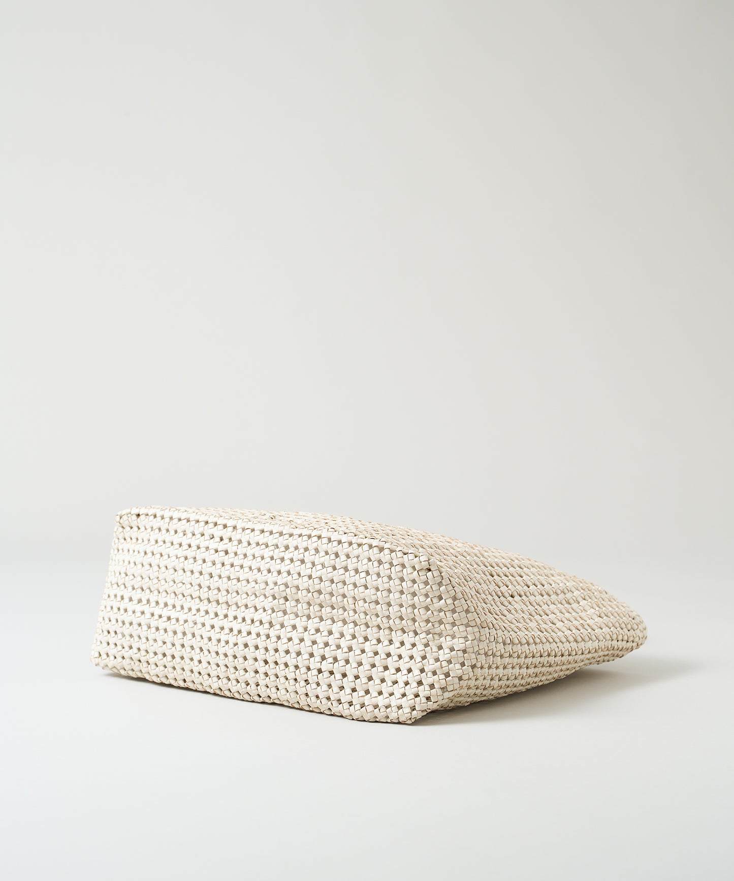 #16/ Basket tote bag L (oatmeal) / goatskin "GOAT MESH "