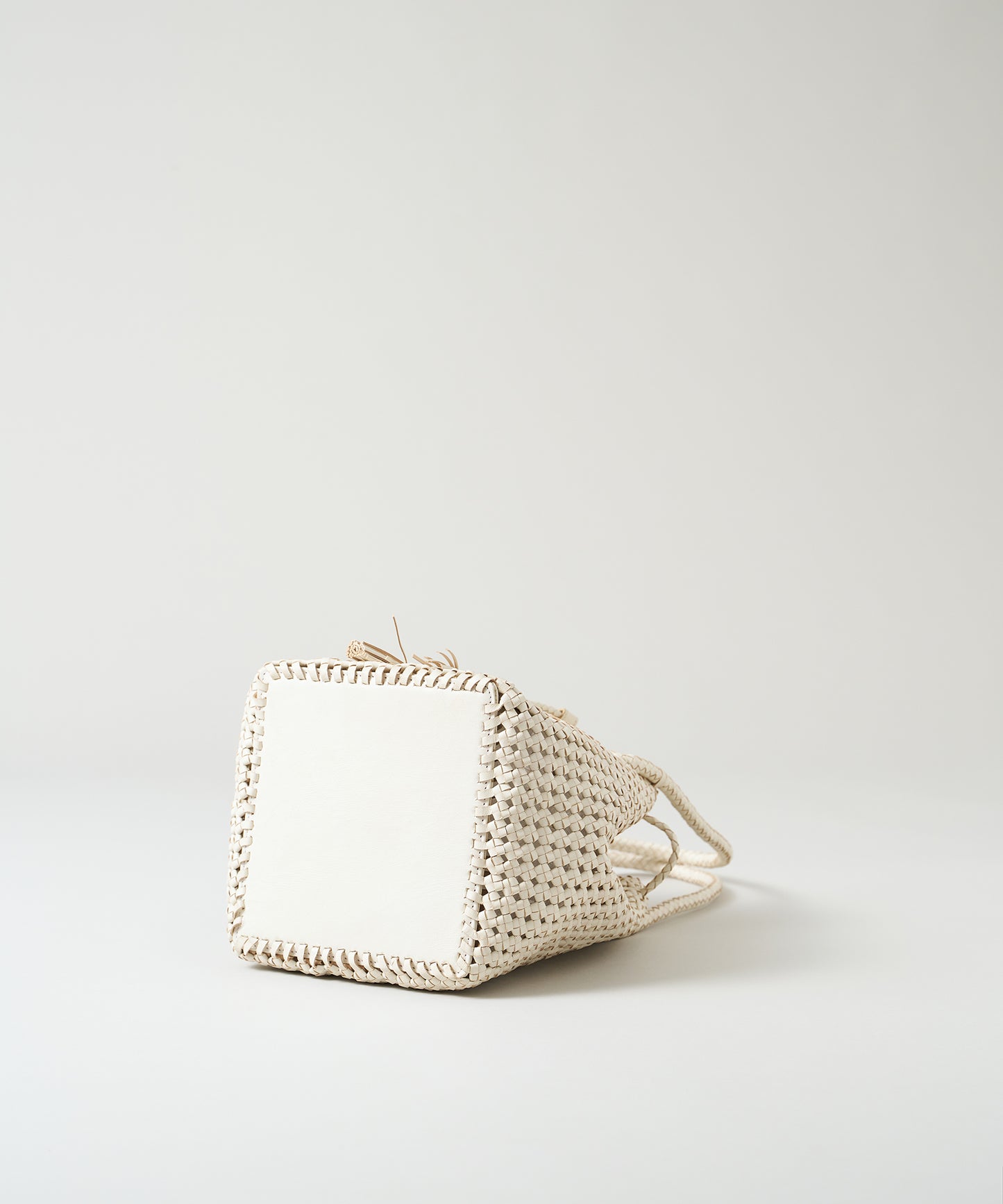 #16/ Tassel tote bag (oatmeal) / goatskin "GOAT MESH "