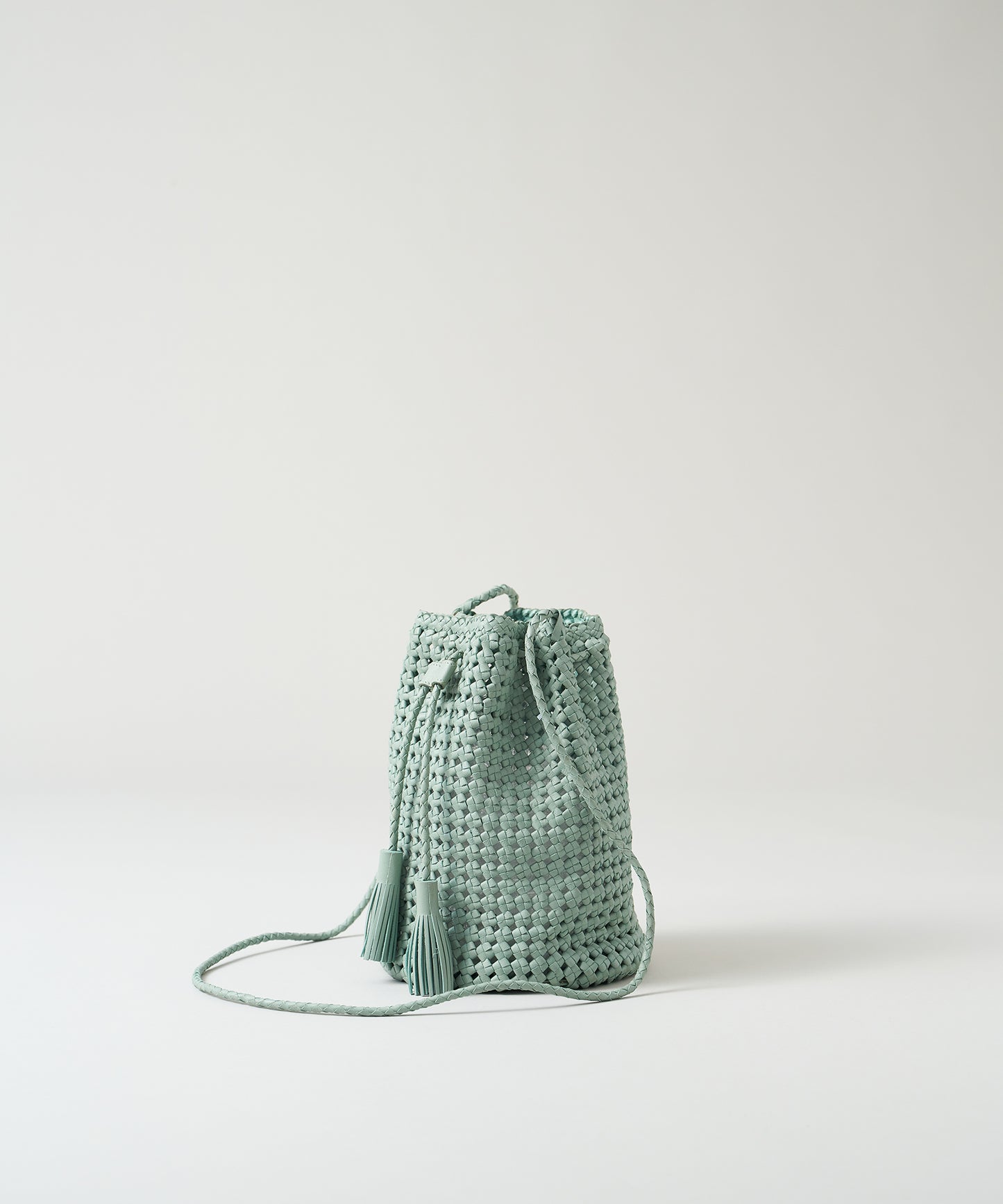 #16/ Tassel bottle shoulder (sage green) / goatskin "GOAT MESH"