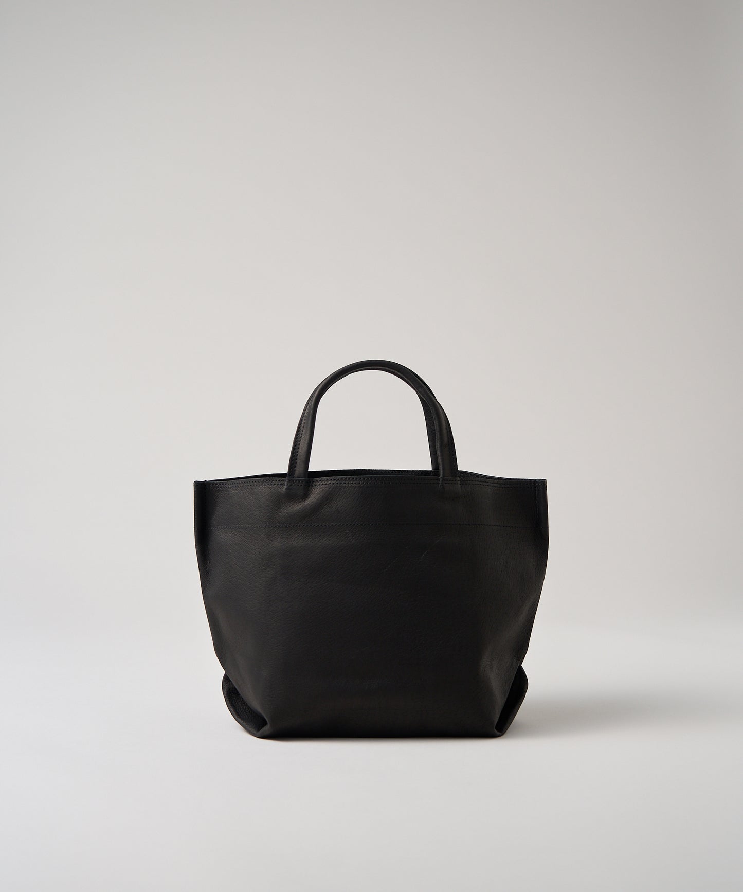 #30/ Lunch bag S (black) / pigskin "HALLIE"