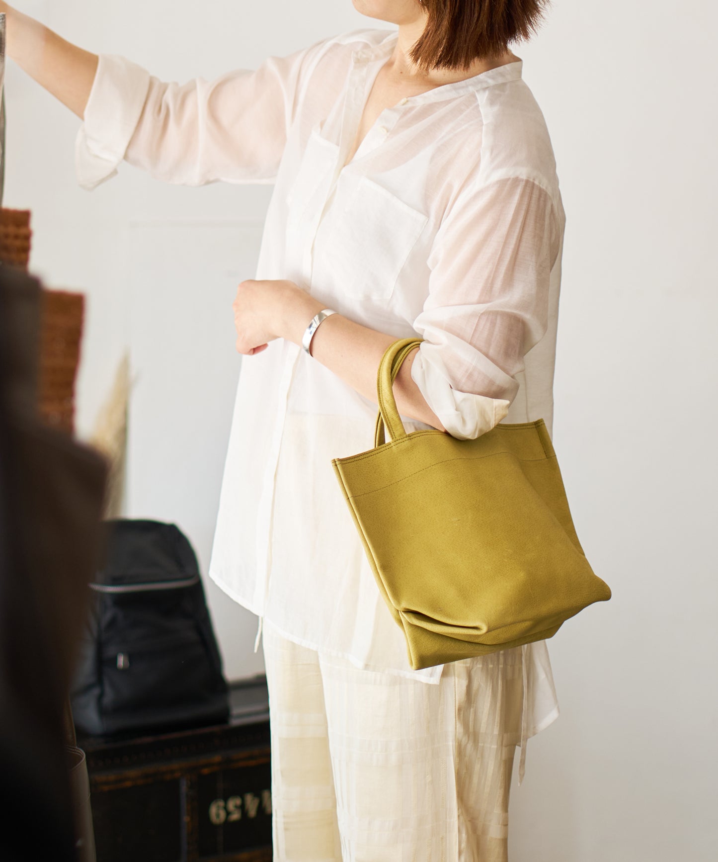 Lunch bag S - pistachio yellow / pigskin Hallie