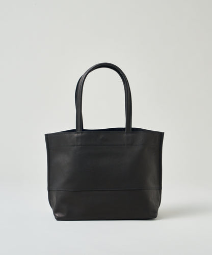 Wide tote bag M - Black / pigskin Hallie