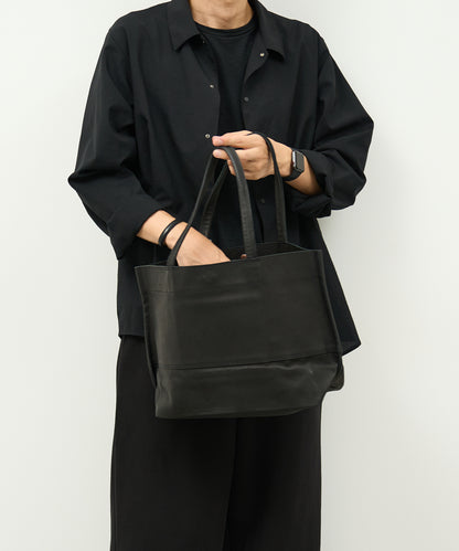 #30 / 宽版托特包 M / 猪皮“HALLIE”