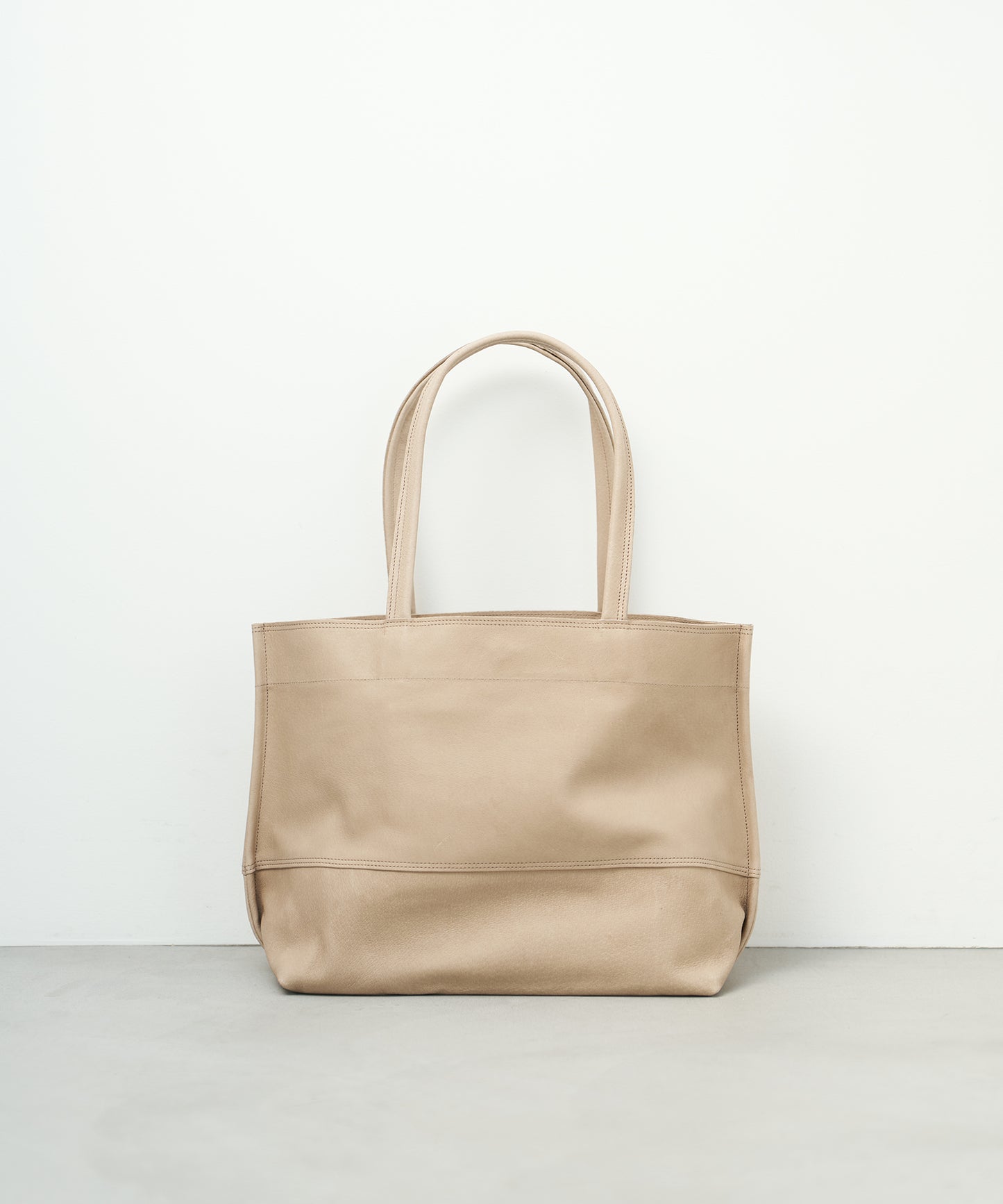 Wide tote bag M - Pink beige / pigskin Hallie