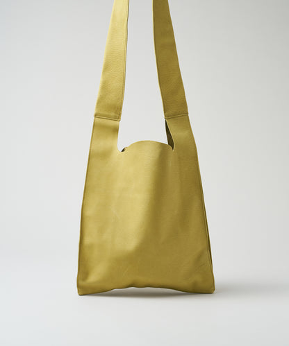 Reji bukuro shoulder - pistachio yellow / pigskin Hallie