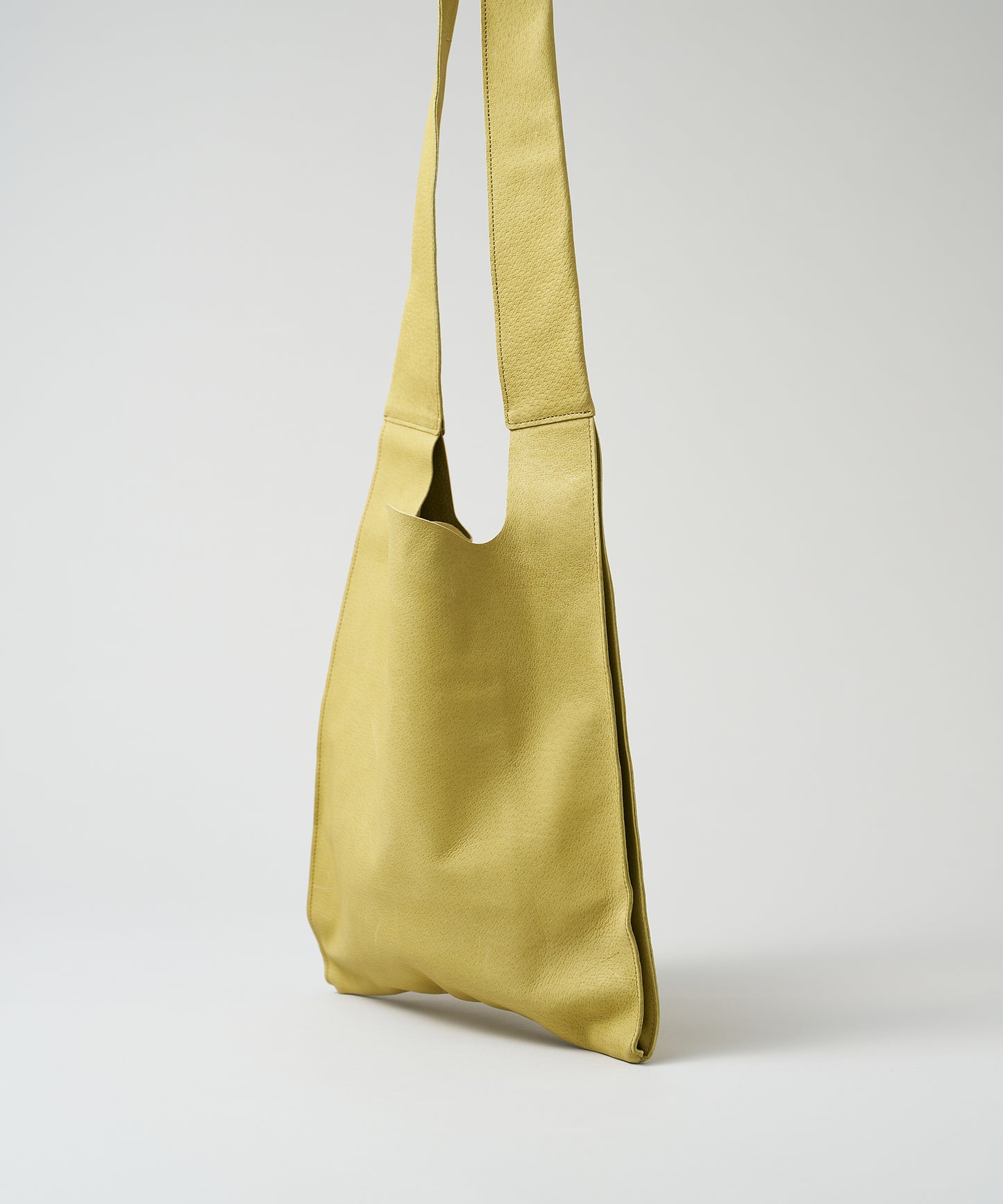 Reji bukuro shoulder - pistachio yellow / pigskin Hallie