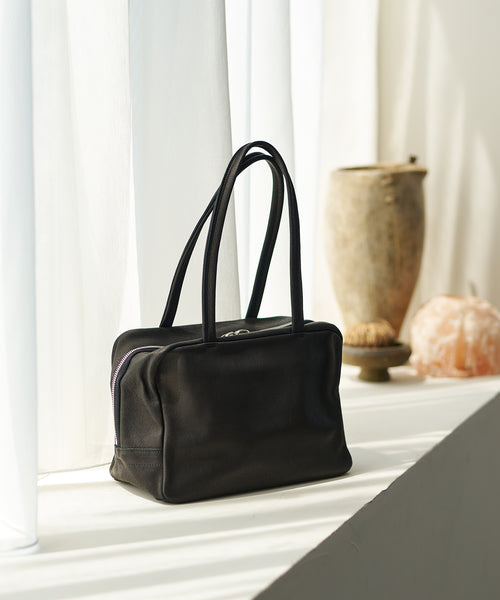REN / Tokyo 】Square Pigskin Bag with Zipper - Japanese-Made, High