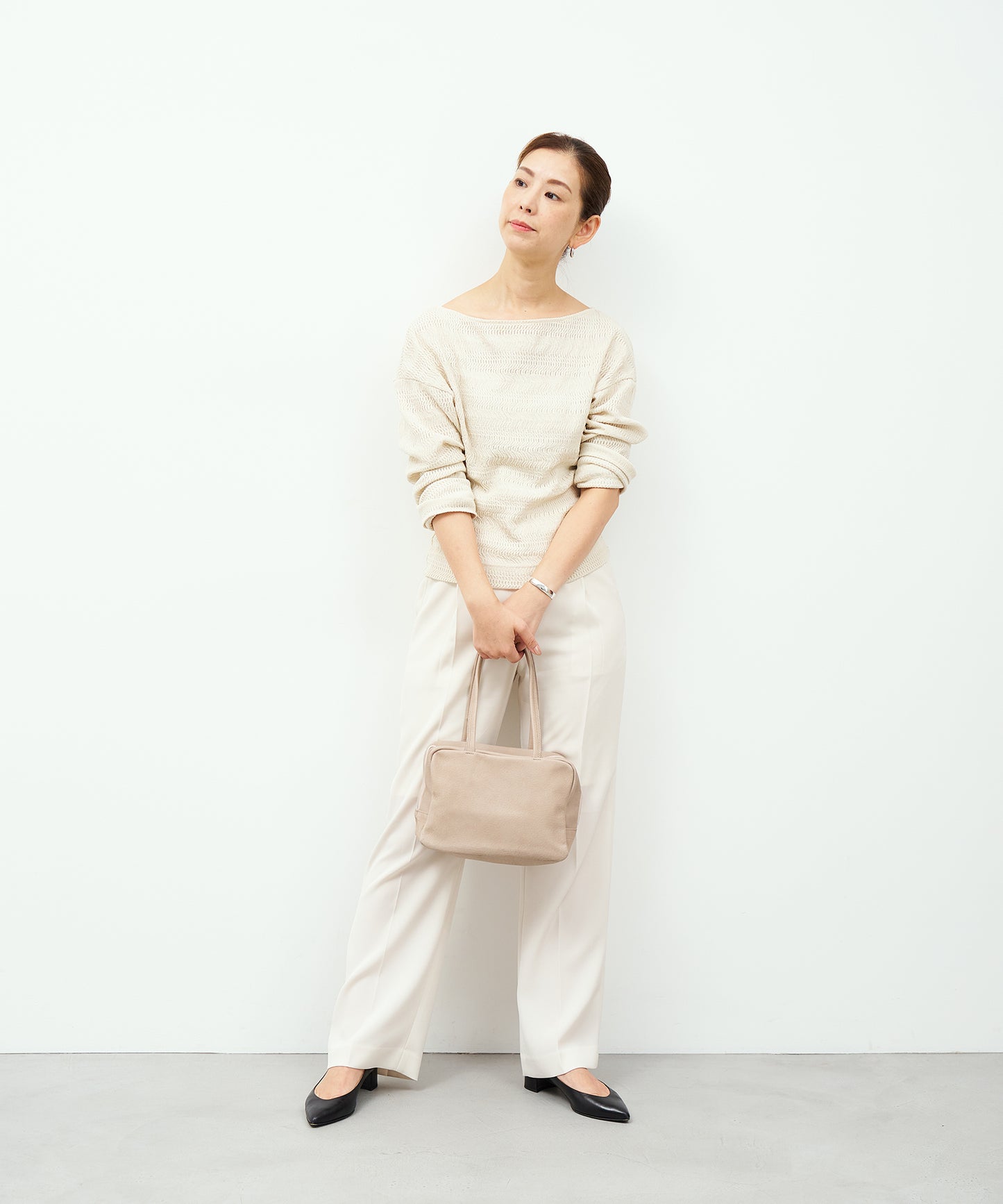 #30/ Square duffel bag XS (pink beige) / pigskin "HALLIE"