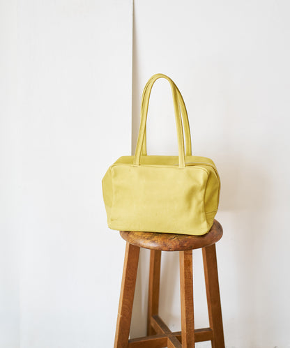 Square duffel XS - pistachio yellow / pigskin Hallie