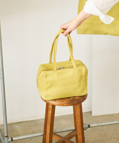 Square duffel XS - pistachio yellow / pigskin Hallie