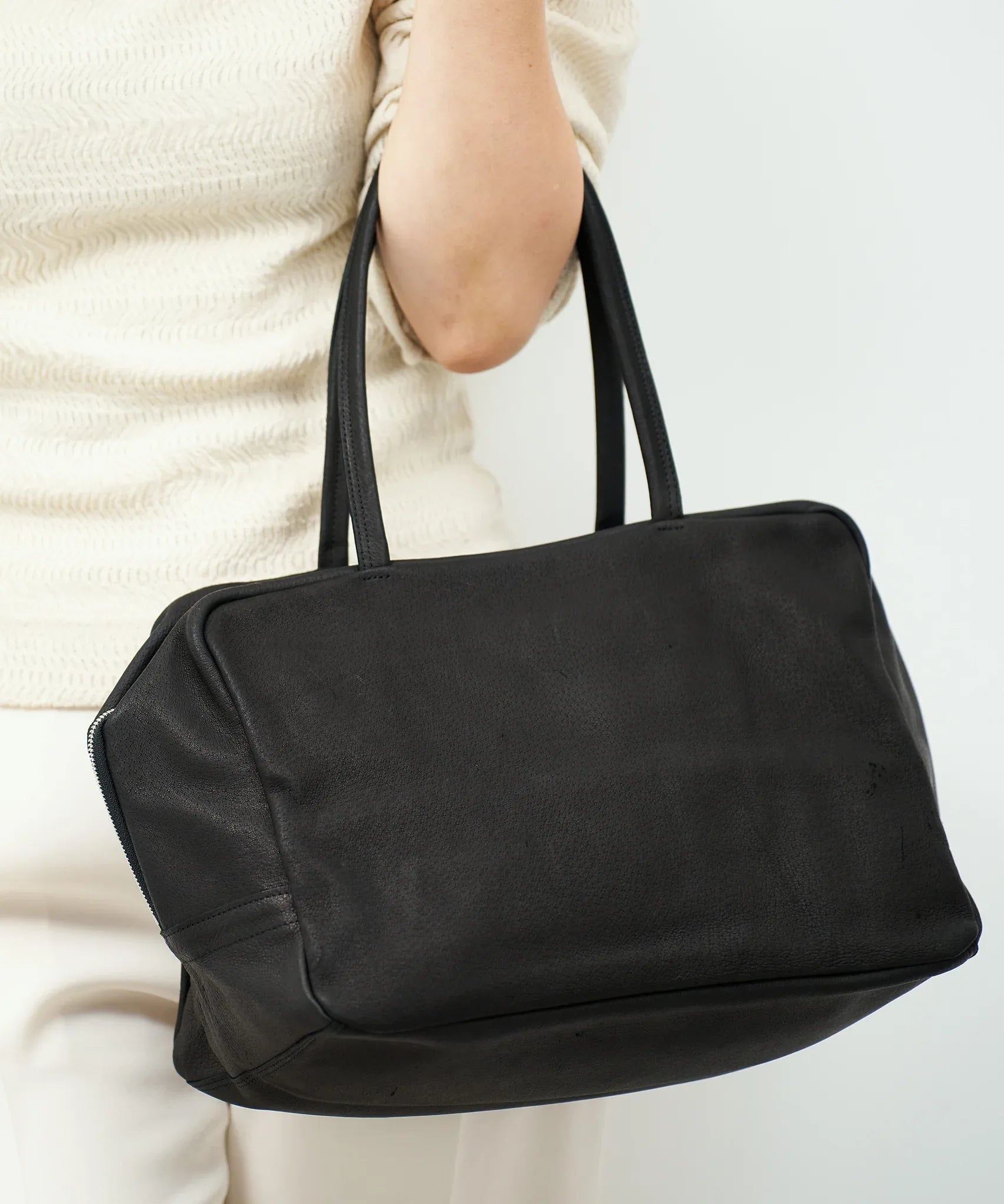 Japanese Leather Square Bag with Zipper - Simple & Lightweight